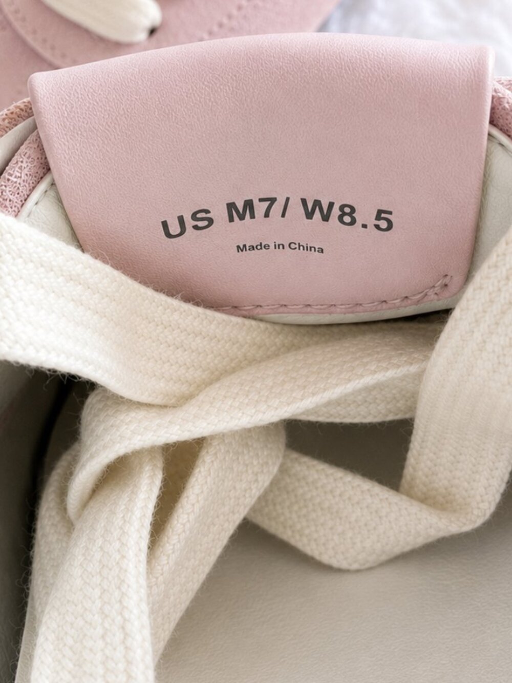 Alo Yoga x JISOO Sunset Sneakers Bloom Pink M7/W8.5 NWT - Picture 9 of 13